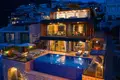 5-Schlafzimmer-Villa 400 m² Kalkan, Türkei