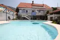 House 14 rooms 1 036 m² Dugi Rat, Croatia