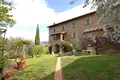 Revenue house 360 m² in Tuoro sul Trasimeno, Italy