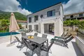 Willa 4 pokoi 250 m² Mrcevac, Czarnogóra