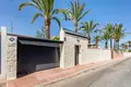 4-Schlafzimmer-Villa 141 m² Torrevieja, Spanien