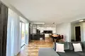 LUXURY APARTMENT FOR RENT IN ILIRIA BEACH!!