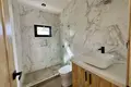2 bedroom house 128 m² West Bay, Honduras