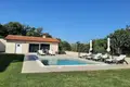 Dom 4 pokoi 230 m² Pula, Chorwacja