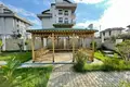 Mieszkanie 2 pokoi 68 m² Oba, Turcja
