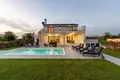 3 bedroom house 290 m² Brtonigla, Croatia