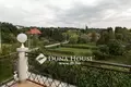 Dom wolnostojący 600 m² Pest megye, Węgry