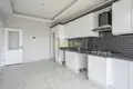 Mieszkanie 3 pokoi 120 m² w Alanya, Turcja