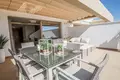 Villa de tres dormitorios 203 m² Urbanizacion Playa Mijas, España