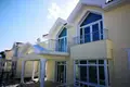 Villa de 4 dormitorios 220 m² Agirda, Chipre