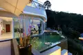 6-Schlafzimmer-Villa 1 000 m² Phuket, Thailand