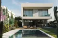 4 bedroom house 402 m² San Pedro Alcantara, Spain