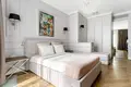 Mieszkanie 4 pokoi 130 m² w Warszawa, Polska