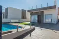 Villa de tres dormitorios 83 m² Orihuela, España