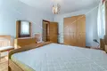 8 room house 370 m² Grad Porec, Croatia