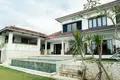4-Schlafzimmer-Villa 347 m² Tibubeneng, Indonesien