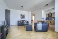 Commercial property 3 rooms 79 m² in Warsaw, Poland