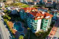 Mieszkanie 2 pokoi 75 m² Alanya, Turcja