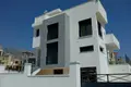 Villa de 4 dormitorios 208 m², Todos los paises