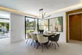 4-Schlafzimmer-Villa 230 m² Marbella, Spanien
