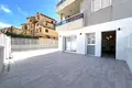 Mieszkanie 3 pokoi 117 m² Torrevieja, Hiszpania