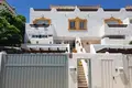 Stadthaus 4 Schlafzimmer 195 m² Estepona, Spanien