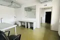 Gewerbefläche 13 zimmer 880 m² in Lazy, Polen