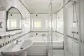 Commercial property 220 m² in Warsaw, Poland