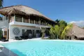 Apartamento 12 habitaciones 629 m² Labuan Bajo, Indonesia