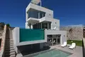 villa de 5 dormitorios 225 m² Finestrat, España