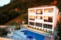 4 bedroom Villa 465 m² Budva Municipality, Montenegro