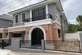 4 bedroom Villa 250 m² Ban Bang Ku, Thailand