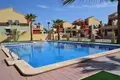 Szeregowiec 4 pokoi 85 m² Torrevieja, Hiszpania