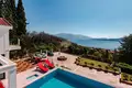 Casa 4 habitaciones 370 m² Igalo, Montenegro