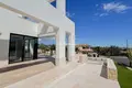 4-Schlafzimmer-Villa 560 m² Calp, Spanien