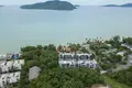 Villa de tres dormitorios 587 m² Phuket, Tailandia