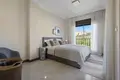 Villa de tres dormitorios 283 m² Estepona, España