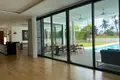 Haus 4 Schlafzimmer 960 m² Phuket, Thailand