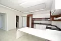 Mieszkanie 2 pokoi 83 m² Alanya, Turcja