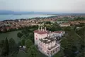 Квартира 5 комнат 319 м² Desenzano del Garda, Италия