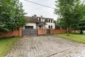 Dom wolnostojący 228 m² Drozdava, Białoruś