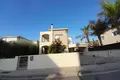Casa 5 habitaciones  Comunidad St. Tychon, Chipre
