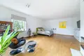 Haus 6 Zimmer 395 m² Magdalenka, Polen