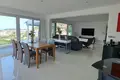 Mieszkanie 2 pokoi 300 m² Karon, Tajlandia