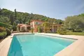 Villa de 4 dormitorios 215 m² Auribeau-sur-Siagne, Francia