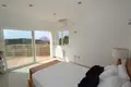 Villa de tres dormitorios 230 m² Calpe, España