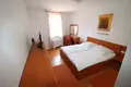 villa de 5 dormitorios 410 m² Supetarska Draga, Croacia