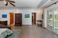 Кондо 1 спальня 177 м² Sandy Bay, Гондурас