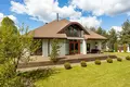 Haus 430 m² Barauljany, Belarus