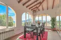 Villa de 4 dormitorios 320 m² Altea, España